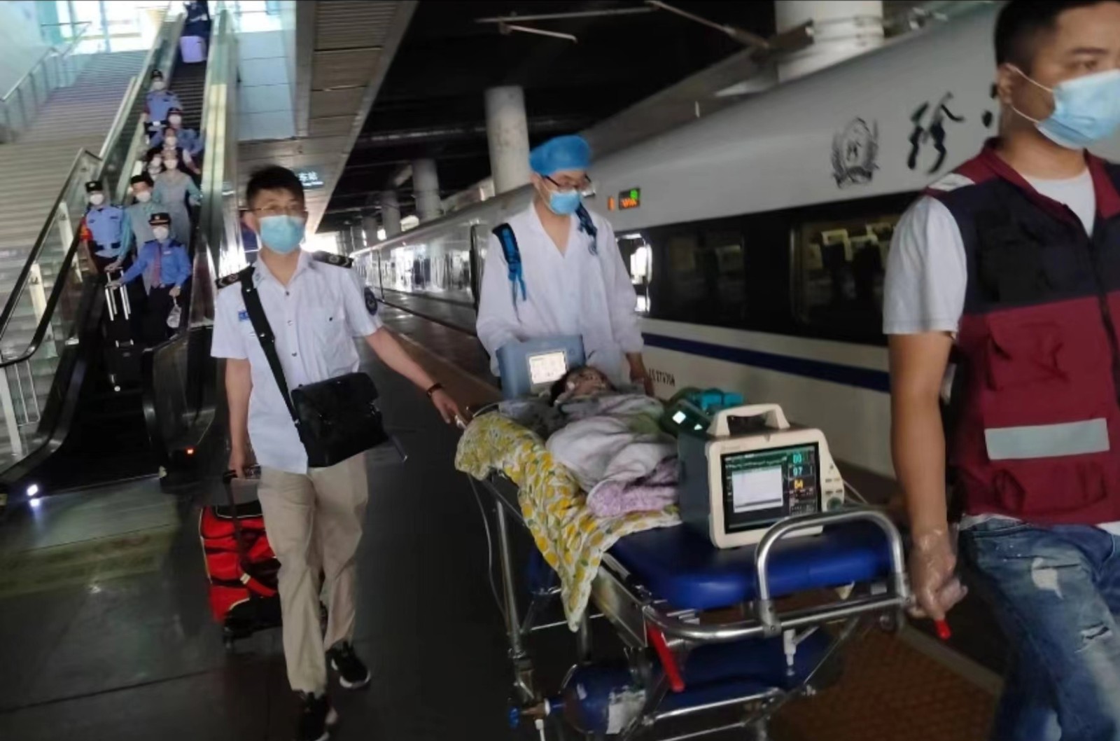 仙桃市高铁转运公司